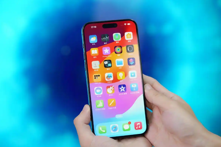 відновлений iPhone від ICOOLA